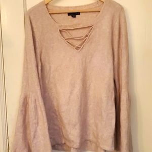 American eagle bell sleeve sweater.  Pale pink XL  NWOT